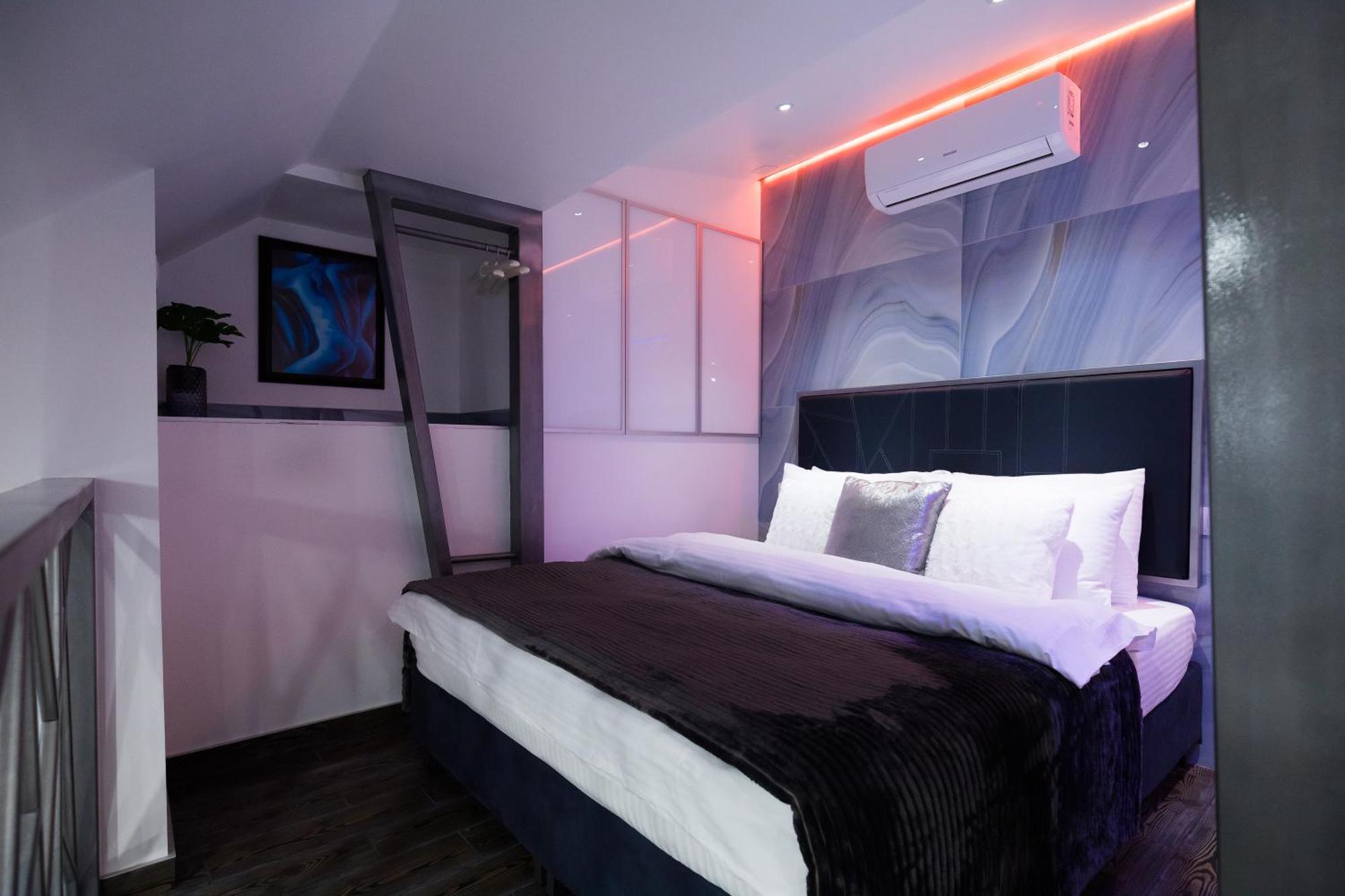 Langery Residence Central Apartments Odessa Quarto foto